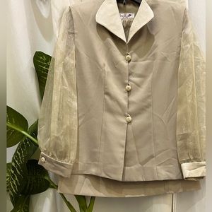 Vintage Caron Petite 2 Piece (Skirt) Suit Size 8